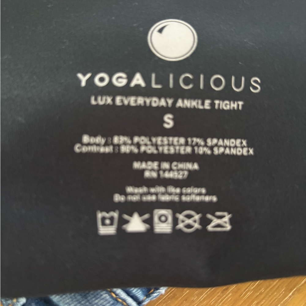 Yogalicious Lux Black Ankle Tights